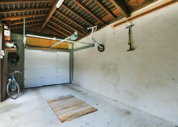 Elegant And Spacious T2 #tours #halles #courprivee Lägenhet *